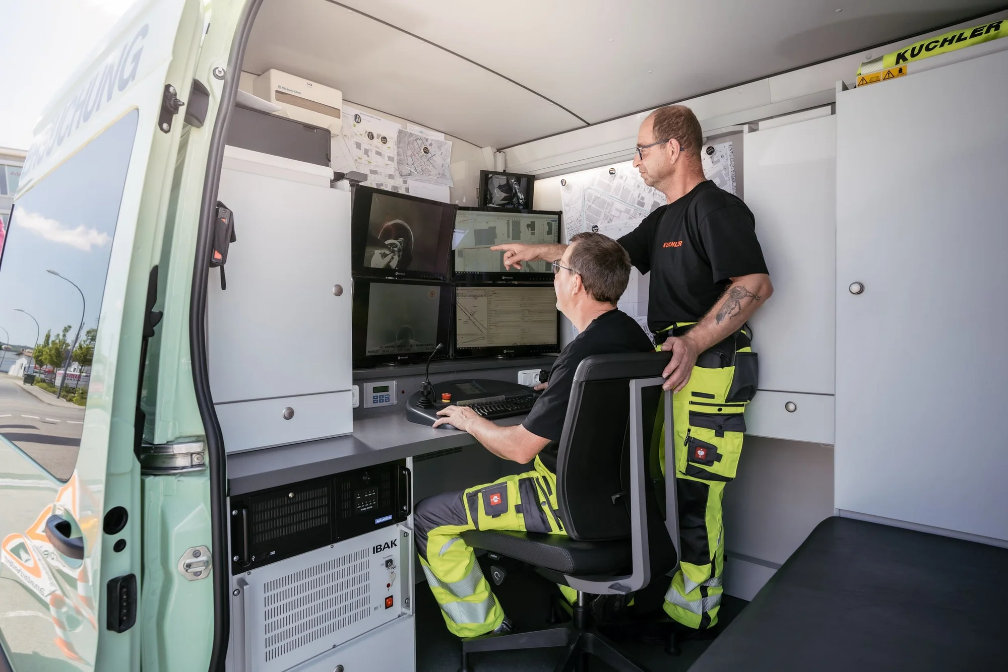 Kanalreinigung Tegernheim mit modernem Servicefahrzeug